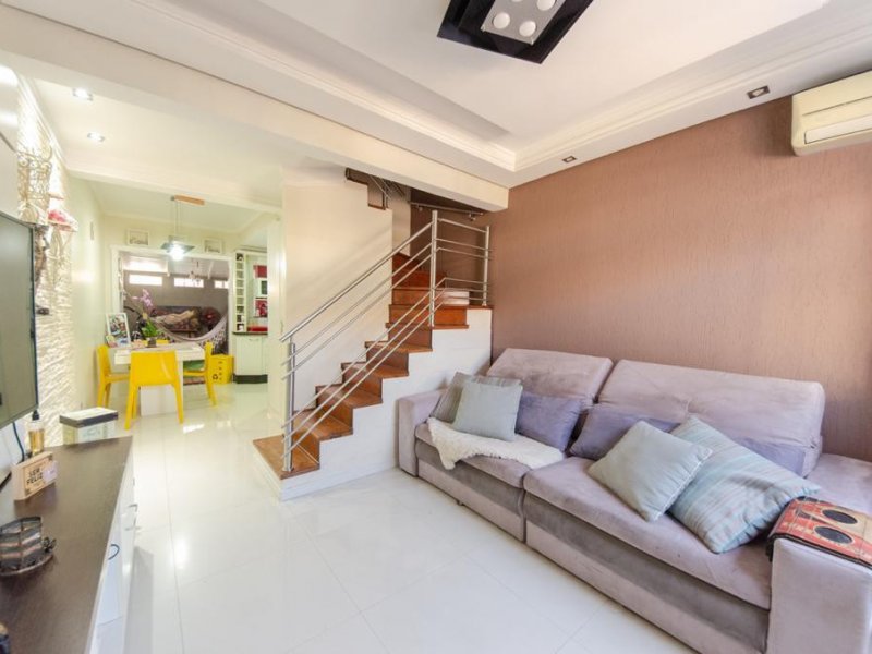 Casa de condomínio à venda Humaitá com 89m² e 2 quartos por R$ 350.000 - 694922087-e5c8bed6-ae04-4205-9c8c-b5fdd1a6347e.jpeg