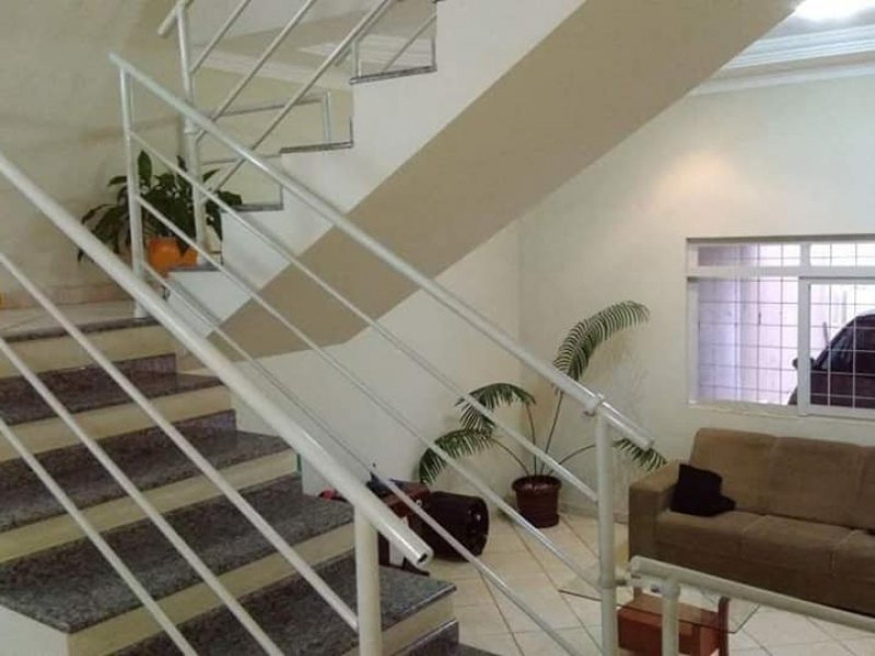Casa à venda Vila Miranda com 327m² e 3 quartos por R$ 550 - 1057261953-72263581-2270499889721441-7127427592679849984-n.jpg