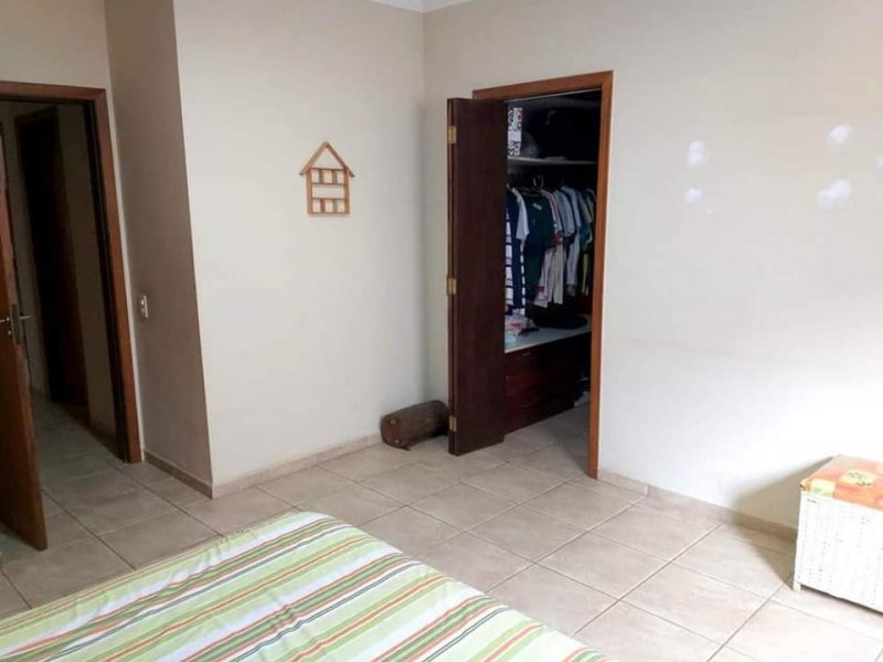 Casa à venda Vila Miranda com 327m² e 3 quartos por R$ 550 - 1389779150-71642861-2270499936388103-5145846440991391744-n.jpg
