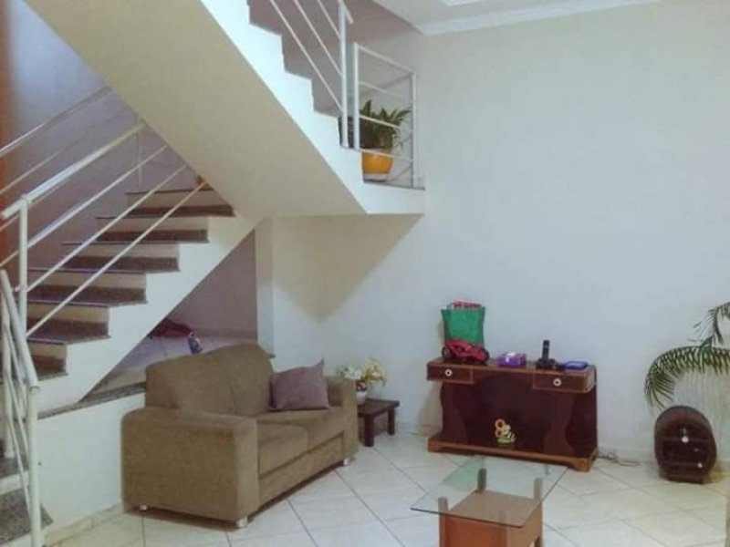 Casa à venda Vila Miranda com 327m² e 3 quartos por R$ 550 - 1462131098-71857674-2270499799721450-4832857549768228864-n.jpg