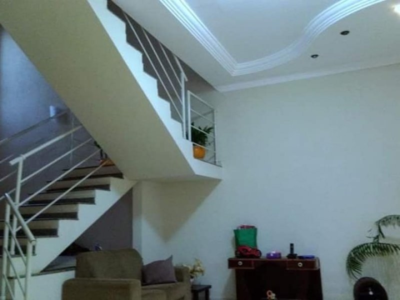Casa à venda Vila Miranda com 327m² e 3 quartos por R$ 550 - 2028328333-72787902-2270499669721463-4337923557439832064-n.jpg