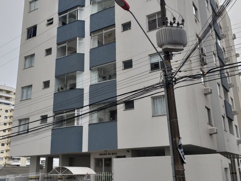 Apartamento à venda Barreiros com 65m² e 2 quartos por R$ 320.000 - 670042260-20190531-150847.jpg