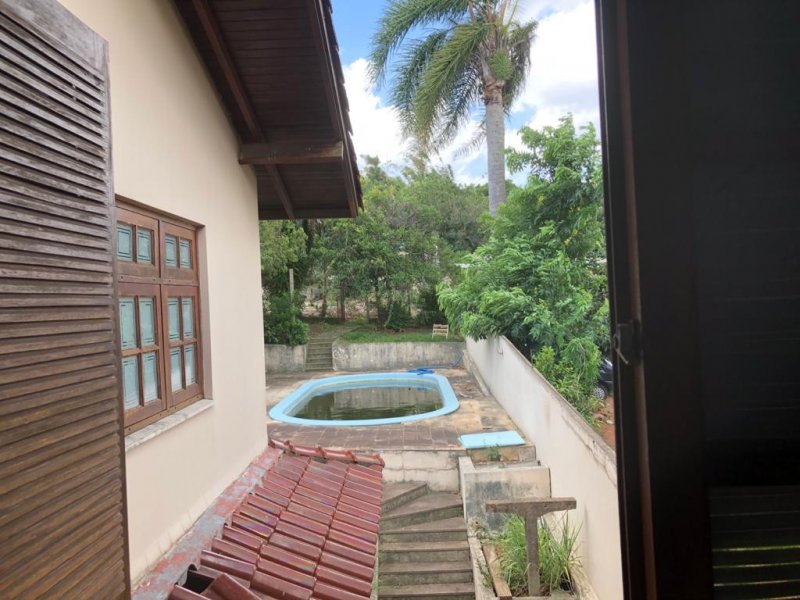 Casa à venda Cristal com 460m² e 4 quartos por R$ 1.750.000 - 257992974-e2fe5f67-1562-4e84-9c4f-bf9c78747a07.jpeg