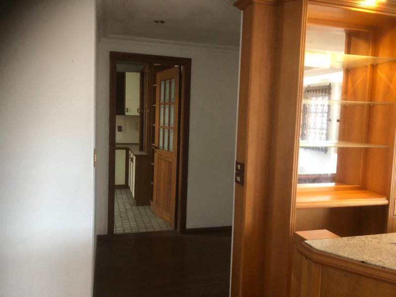 Casa à venda Cristal com 460m² e 4 quartos por R$ 1.750.000 - 430018489-d6184647-bf3e-448c-bf59-ff2f48ef380b.jpeg