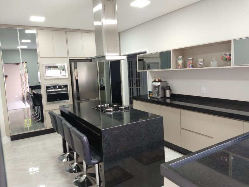 Casa à venda Jardim Nossa Sra. do Carmo com 250m² e 3 quartos por R$ 900.000 - 2018427230-img-20191026-wa0028.jpg