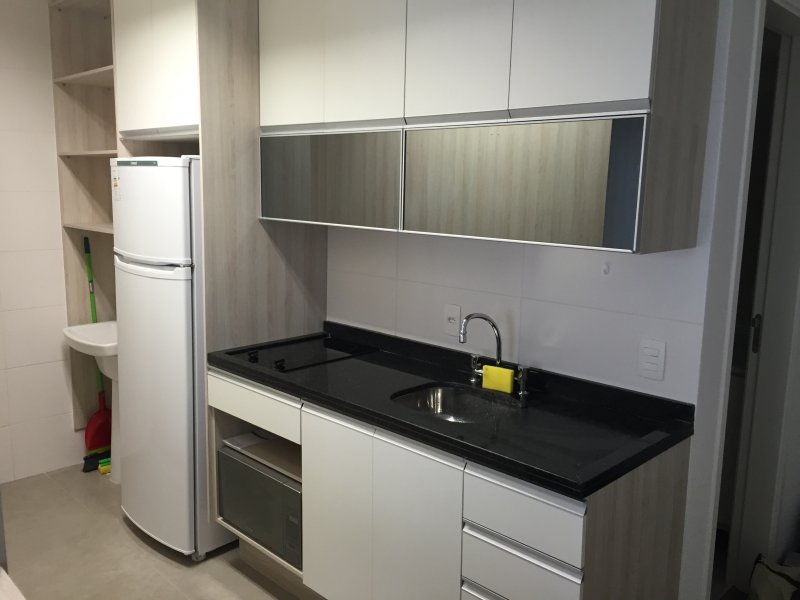 Apartamento à venda Campina do Siqueira com 35m² e 1 quarto por R$ 260.000 - 878627530-img-0386.JPG