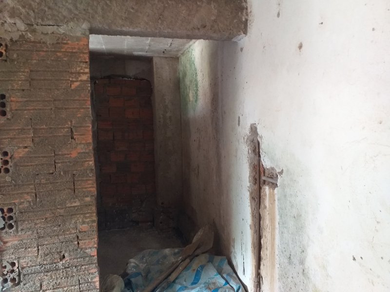 Casa à venda Agronomia com 80m² e 3 quartos por R$ 100.000 - 895328997-20200210-101148.jpg