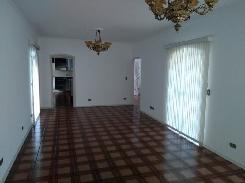 Casa à venda Centro com 539m² e 4 quartos por R$ 750.000 - 1995305558-5ac5cd2e-7c41-43d7-abaf-381df9d9ff58.jpeg