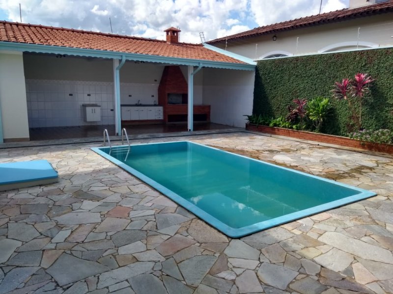 Casa à venda Centro com 539m² e 4 quartos por R$ 750.000 - 933431351-e86b3bf3-1031-4e44-85cd-229421de5a26.jpeg