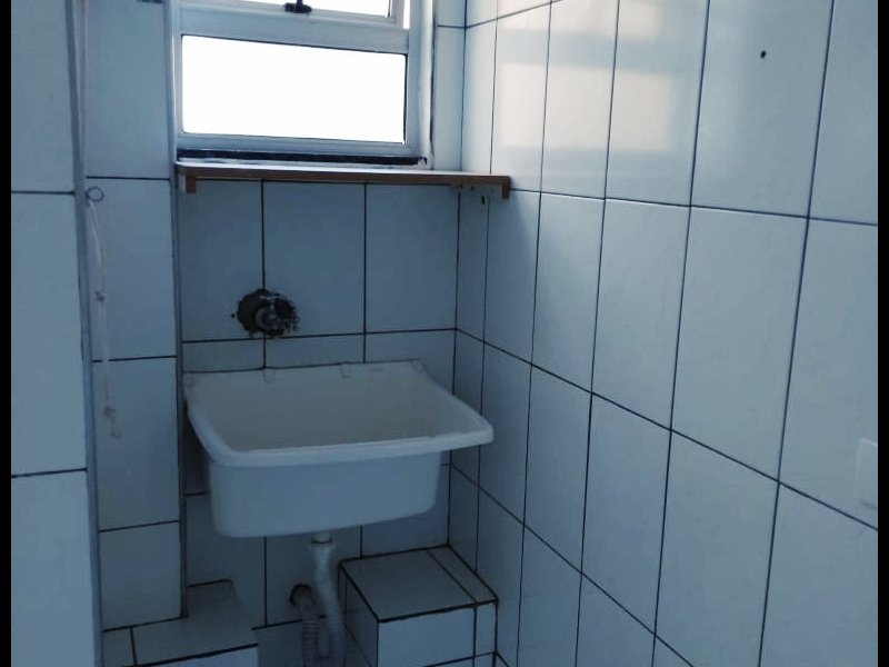 imóvel com 53m² - Conjunto Habitacional Lea Leal - Maringá
