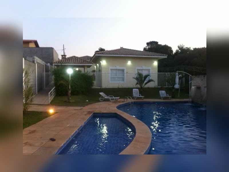 imóvel com 200m² - Pitas - Cotia