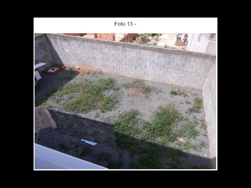 Casa à venda Parque da Fazenda com 190m² e 3 quartos por R$ 580.000 - 242691043-foto-13-vista-do-quintal-pela-suite.jpg