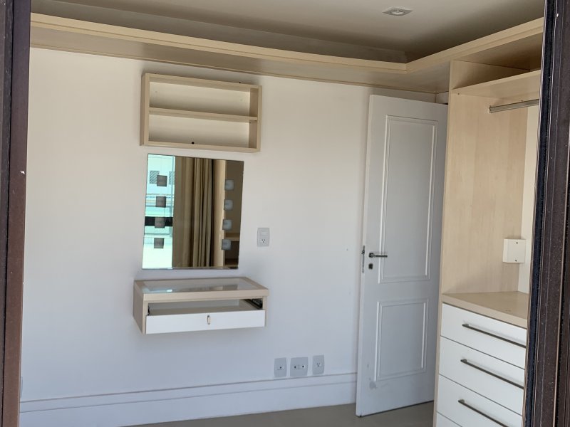 Cobertura à venda Recreio dos Bandeirantes com 450m² e 4 quartos por R$ 1.420.000 - 637623786-4f92d62b-46aa-414c-b39c-95fd83db6fa6.jpeg