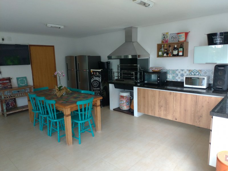 Casa à venda Granja Viana com 443m² e 4 quartos por R$ 1.480.000 - 1674202924-churrasqueira-5.jpg