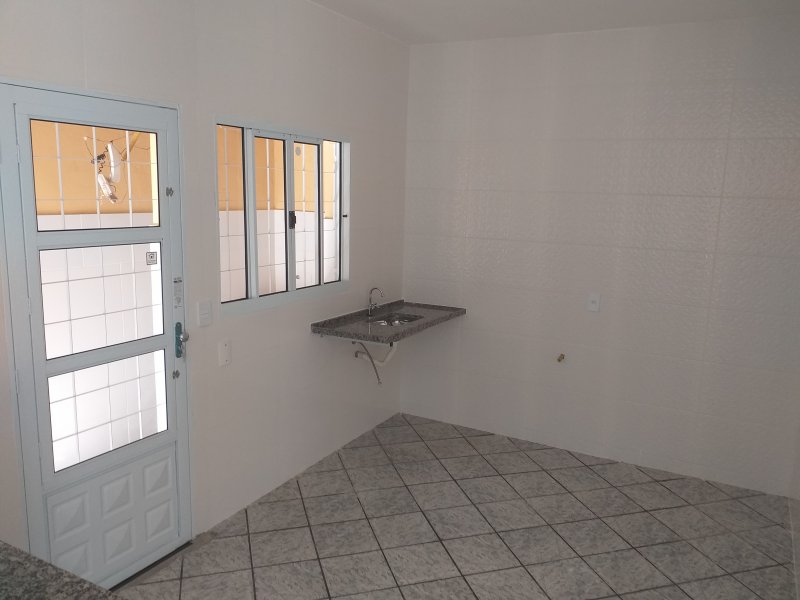 Casa à venda Tres Barras com 110m² e 3 quartos por R$ 330.000 - 1937687305-20200504-140956.jpg