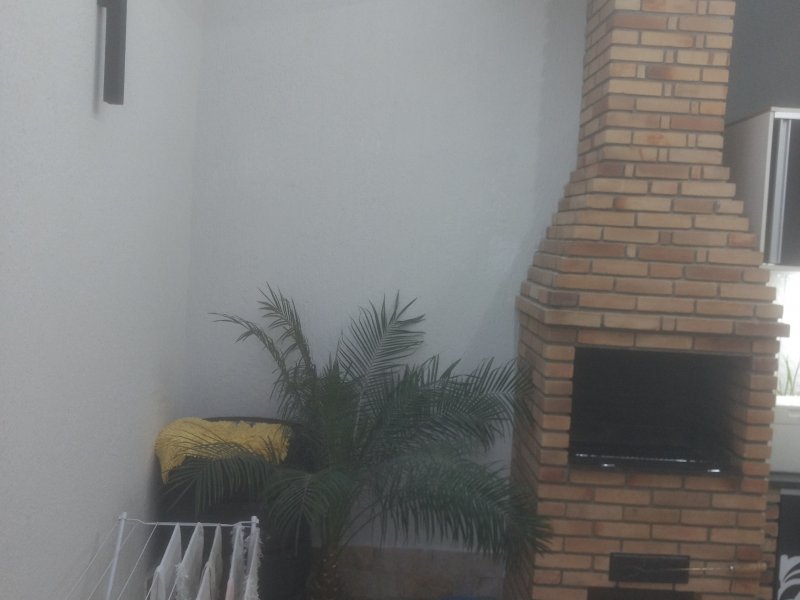 Casa à venda Jardim Ismenia com 90m² e 2 quartos por R$ 340 - 657889389-img-20200507-172852086.jpg