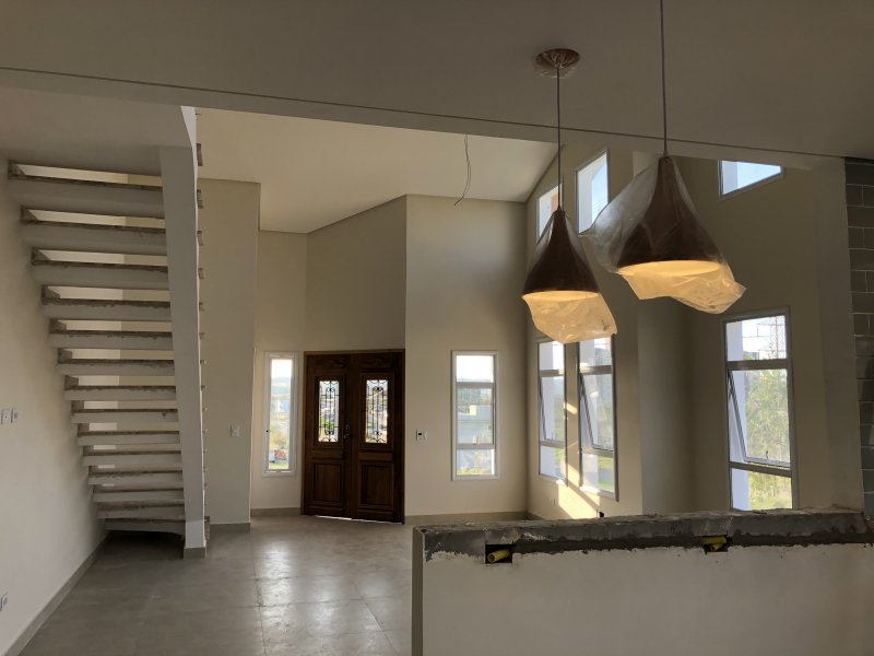 Casa de condomínio à venda Santa Cruz dos Lazaros com 198m² e 4 quartos por R$ 660.000 - 350511048-2e176707-223b-4a13-b178-cad2176166fd.jpeg