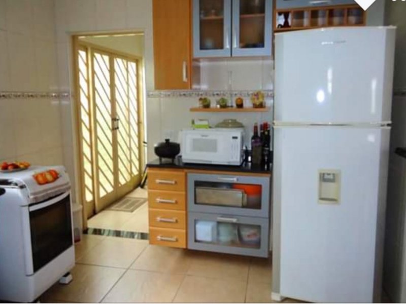 Casa à venda jardim santa amalia com 140m² e 3 quartos por R$ 430.000 - 727667360-cozinha-3.jpeg