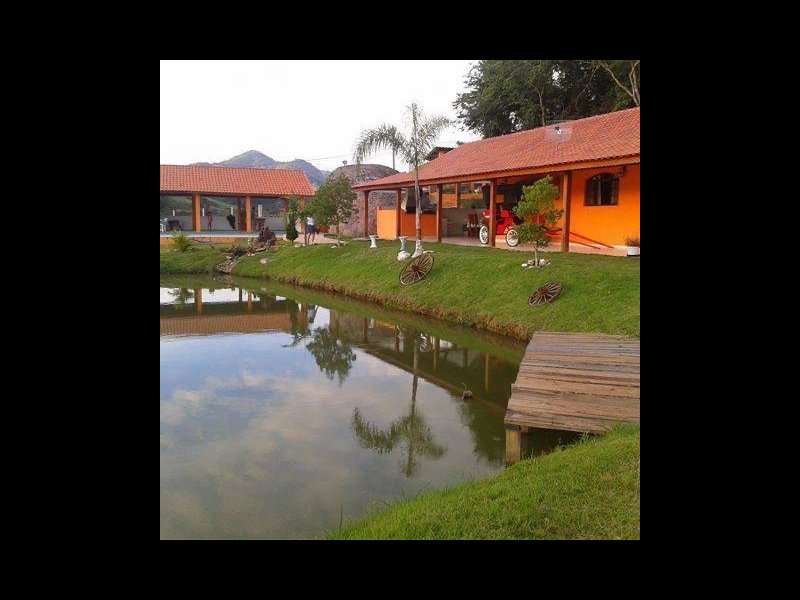 Chácara à venda Centro com 189m² e 4 quartos por R$ 520.000 - 1039414845-017699df-253f-4a8a-8752-392f901d4371.jpeg