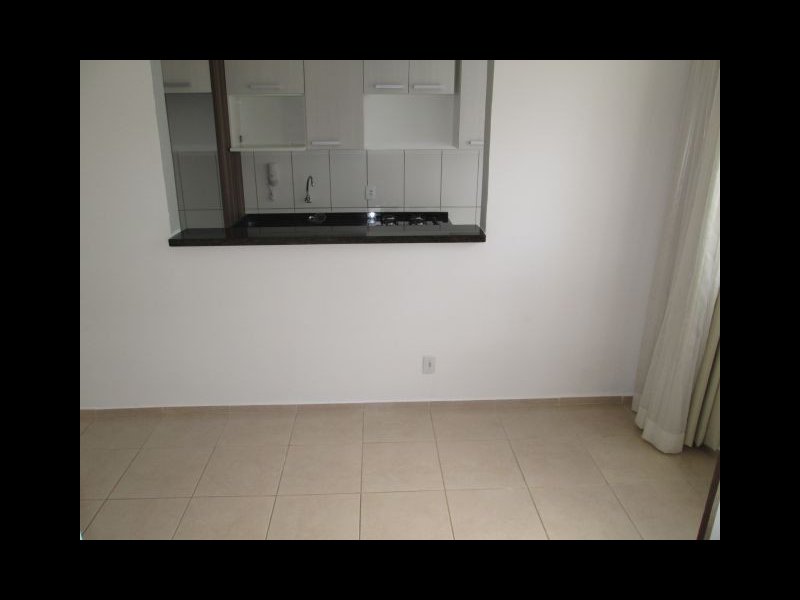 Apartamento à venda Paraíso com 45m² e 2 quartos por R$ 130.000 - 376966955-sala1.jpg