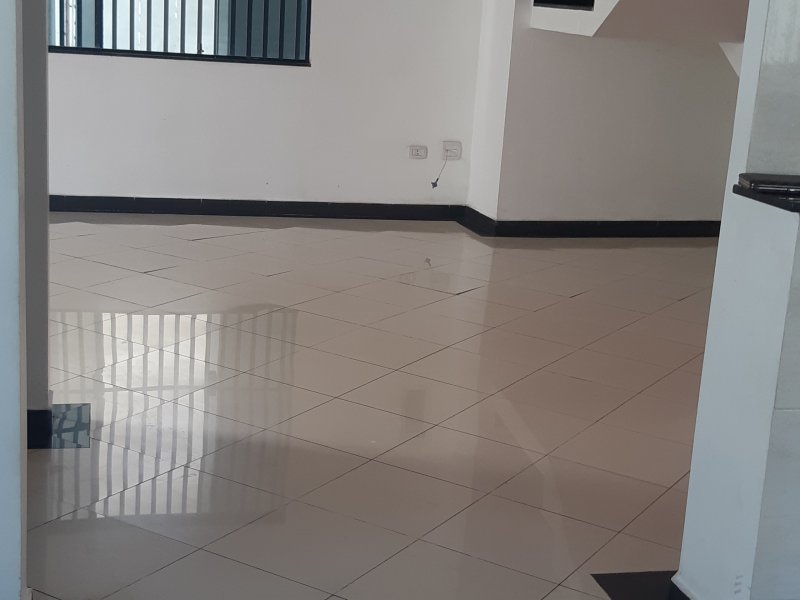 Casa à venda Jardim Silva Teles com 250m² e 3 quartos por R$ 380.000 - 280043777-20190128-115705.jpg