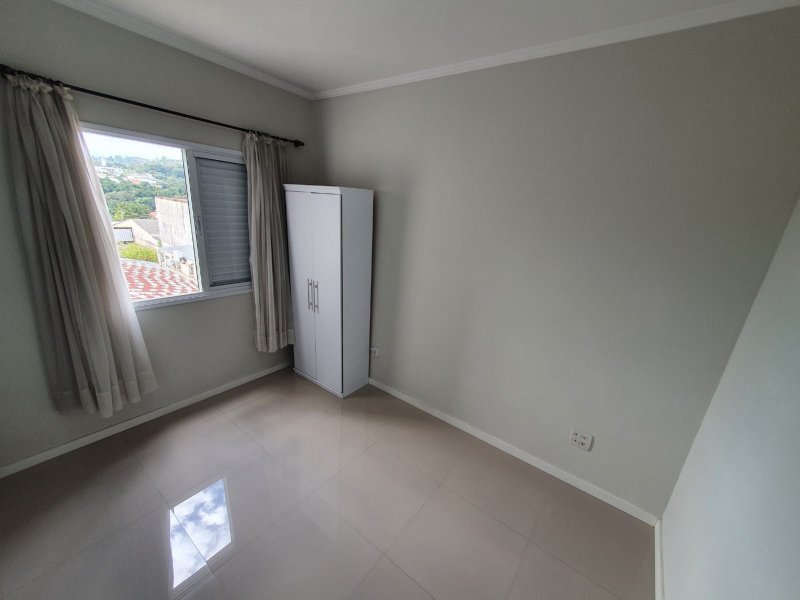 Apartamento à venda Jardim Santo Antônio com 75m² e 2 quartos por R$ 385.000 - 695595686-10.jpg