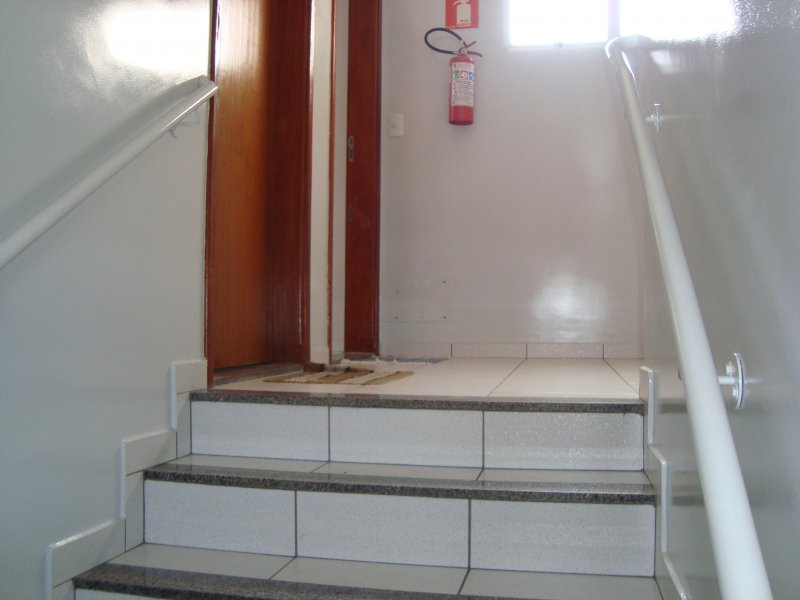 Apartamento para alugar Santa Mônica com 48m² e 2 quartos por R$ 150.000 - 1894364986-dsc02829.JPG