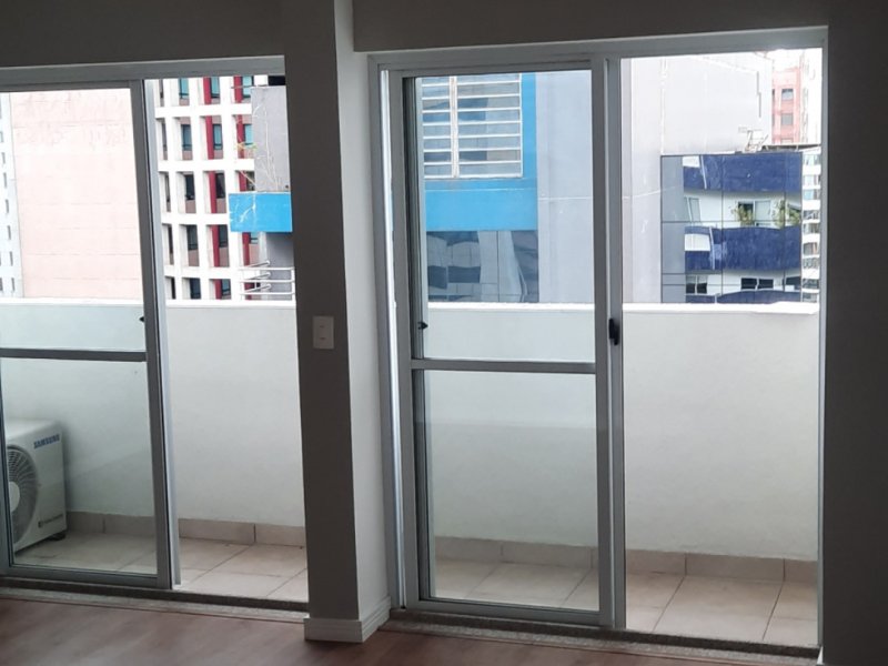 Comercial para alugar Vila Olímpia com 32m² e  quartos por R$ 1.900 - 389306424-screenshot-20200527-180703-gallery.jpg