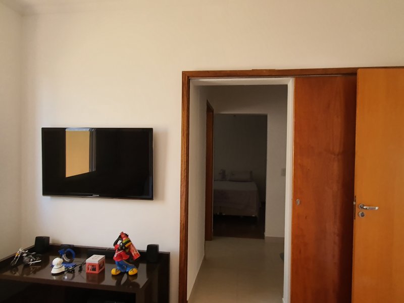 Casa de condomínio à venda com 185m² e 3 quartos por R$ 930.000 - 256087687-20191230-093423.jpg