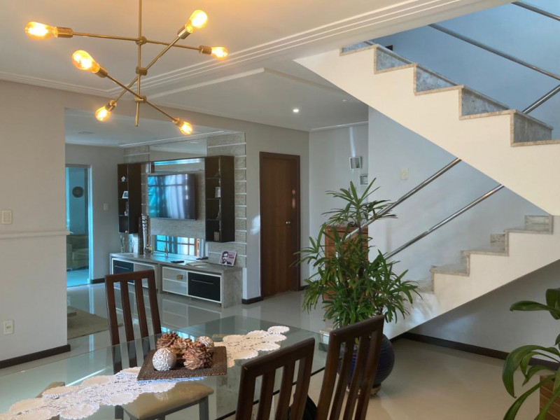 Casa de condomínio à venda Buraquinho com 300m² e 4 quartos por R$ 1.290.000 - 1487817252-photo-2023-08-09-16-29-30-10.jpg