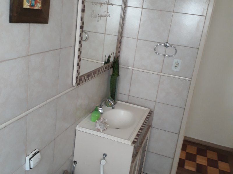 Apartamento à venda Petrópolis com 120m² e 2 quartos por R$ 360.000 - 307869299-20171106-144331.jpg