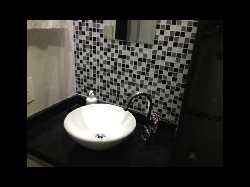Apartamento à venda Quinta da Paineira com 48m² e 2 quartos por R$ 310.000 - 1509851610-banheiro.jpeg
