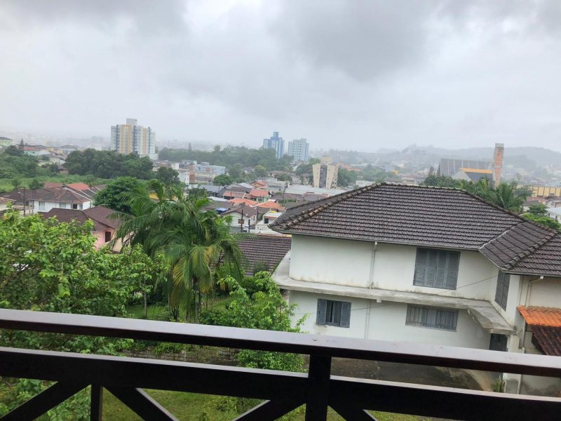 imóvel com 225m² - Iririú - Joinville