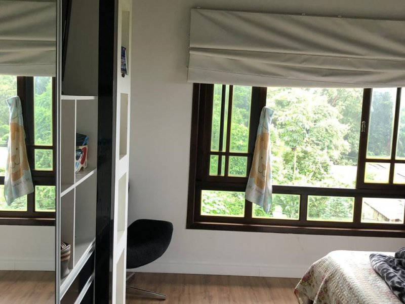 imóvel com 225m² - Iririú - Joinville