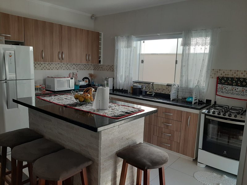 Casa à venda Vila São Judas Tadeu com 165m² e 1 quarto por R$ 500.000 - 1181334844-img-20200527-wa0046.jpg