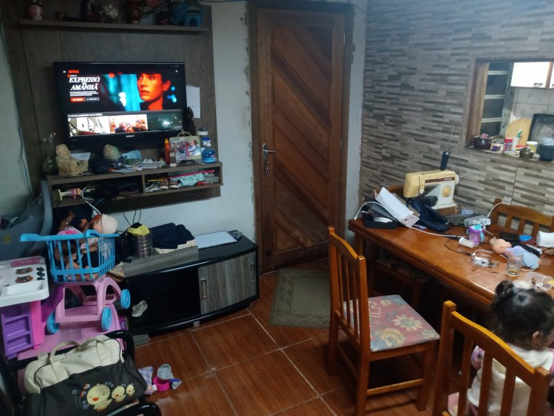 Casa à venda Rubem Berta com 10m² e 3 quartos por R$ 70.000 - 1781893161-img-20200527-185946641.jpg