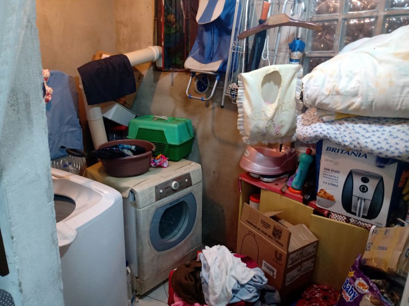Casa à venda Rubem Berta com 10m² e 3 quartos por R$ 70.000 - 620581855-img-20200527-185913135.jpg