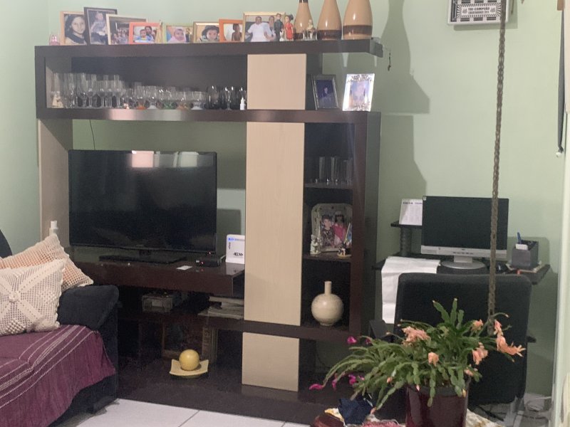 Casa à venda Santa Monica  com 250m² e 3 quartos por R$ 300.000 - 1446102414-c1fc5715-91af-48fd-a1ba-e7dea213981c.jpeg