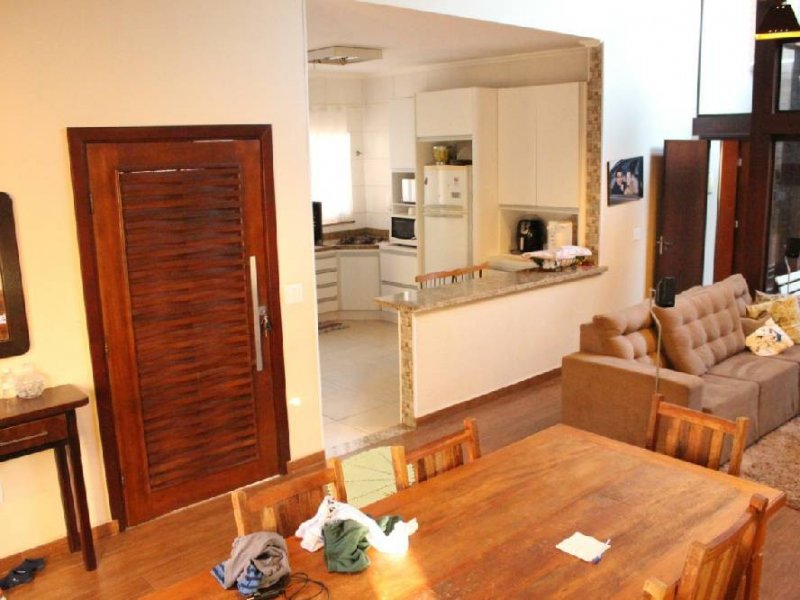 imóvel com 200m² - Vila Conceicao - São João da Boa Vista