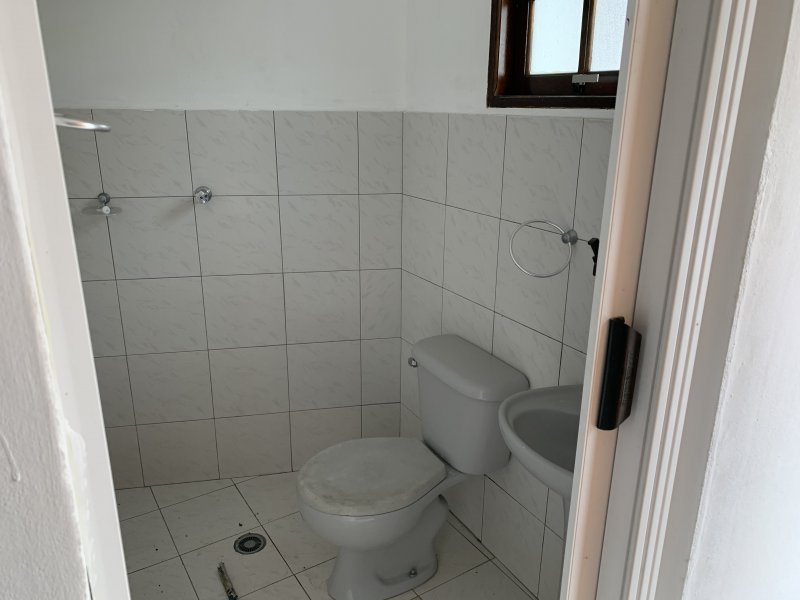 Casa à venda Água Fria com 200m² e 3 quartos por R$ 890.000 - 844990295-14ce0961-6263-4572-9075-6ecc6398ae99.jpeg