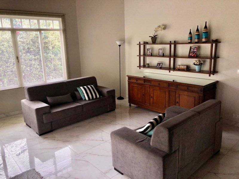 Casa à venda Haras Paineiras com 2m² e 3 quartos por R$ 1.400.000 - 2096136093-inbound3194736305856254238.jpg