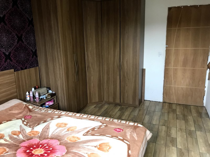 Casa à venda Jardim Petroni com 210m² e 4 quartos por R$ 450.000 - 18965391-img-9431.jpg