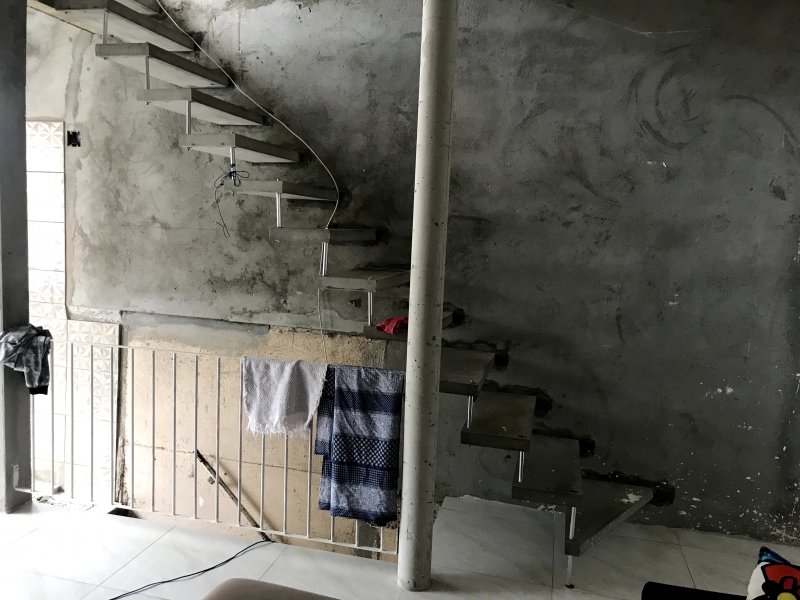 Casa à venda Jardim Petroni com 210m² e 4 quartos por R$ 450.000 - 53167516-img-9428.jpg
