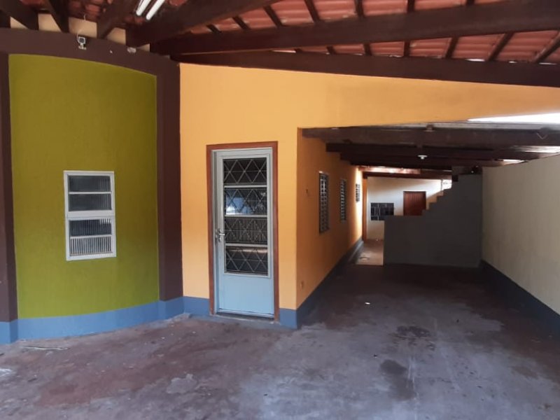 Casa à venda Setor Morada do Sol com 210m² e 3 quartos por R$ 150.000 - 253963438-b58693e5-a200-4027-9664-21d22190c722.jpg
