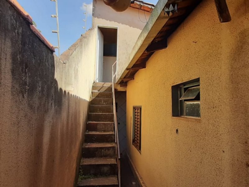 Casa à venda Setor Morada do Sol com 210m² e 3 quartos por R$ 150.000 - 738126649-ac241813-e785-43e8-9a70-3366a6bfa8b1.jpg