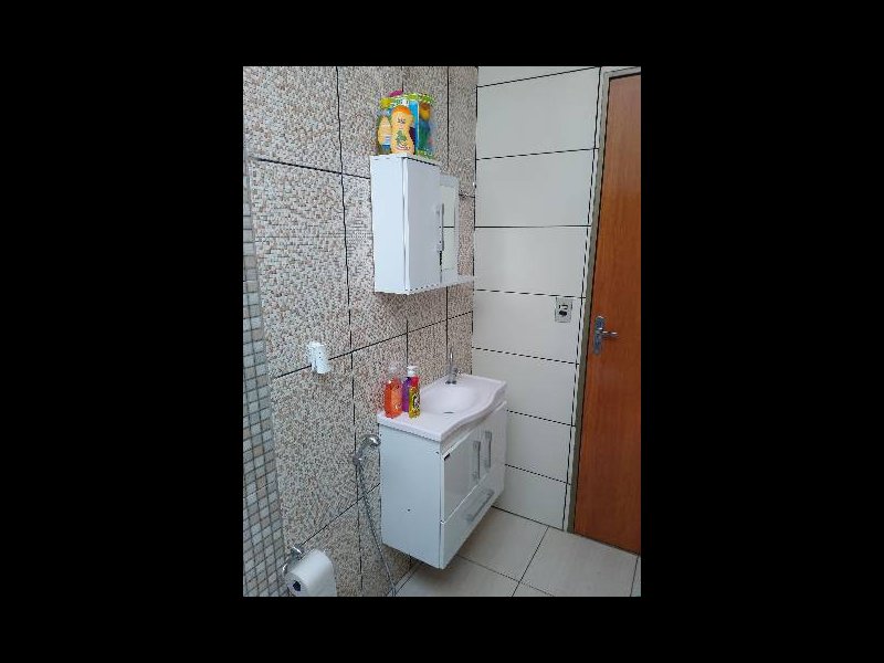 Casa à venda Centro com 65m² e 2 quartos por R$ 150.000 - 1275686105-23e97867-83f9-4d19-89f5-bd79d4a5003a.jpg