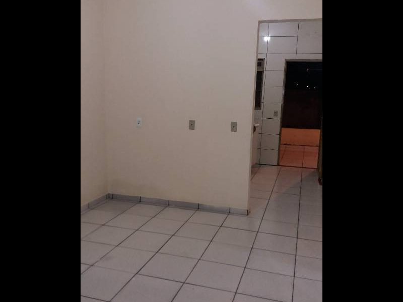 Casa à venda Centro com 65m² e 2 quartos por R$ 150.000 - 2103844453-278548fa-b386-4ad4-b16f-6fb042e1bebe.jpg