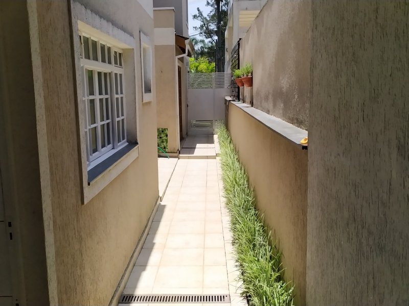 imóvel com 500m² - pousada dos bandeirantes - Carapicuiba
