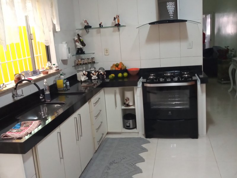 Casa à venda Vila Falchi com 215m² e 2 quartos por R$ 450.000 - 2063966608-img-20200429-144743560.jpg