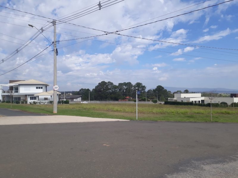 Terreno à venda Caguassu com 1086m² e  quartos por R$ 155.000 - 377836639-dacha-1.jpg